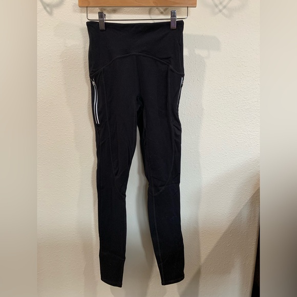 Fabletics Bundle - Picture 15 of 16